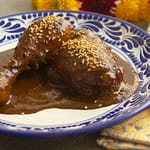 Mole Poblano: La Joya Culinaria de Puebla que Conquista Paladares Mexicanos e Internacionales