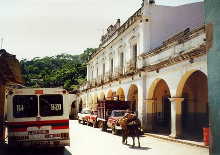 Palacio Municipal en Hermenegildo Galeana, Pue.