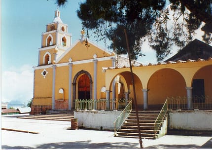 Templo de San Juan Bautista en Quimixtlán, Pue.