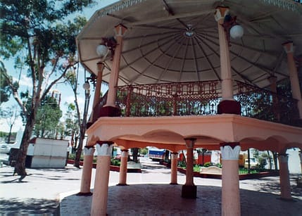 Kiosko en San Juan Atenco, Pue.