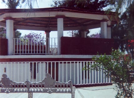 Kiosko en Plaza de Tepango de  López
