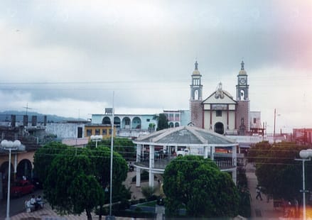 Zócalo e Iglesia de Hueytamalco, Pue.