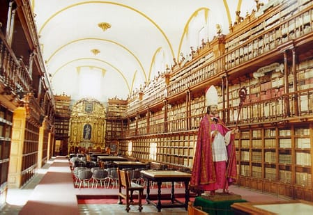 Biblioteca Juan de Palafox y Mendoza