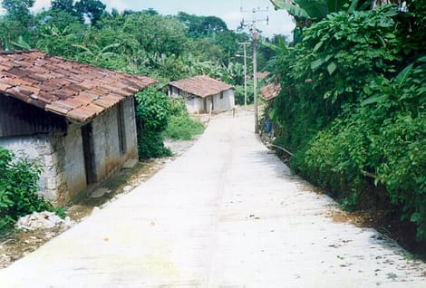 Calle de la Capilla del Peñón en Jonotla, Pue.